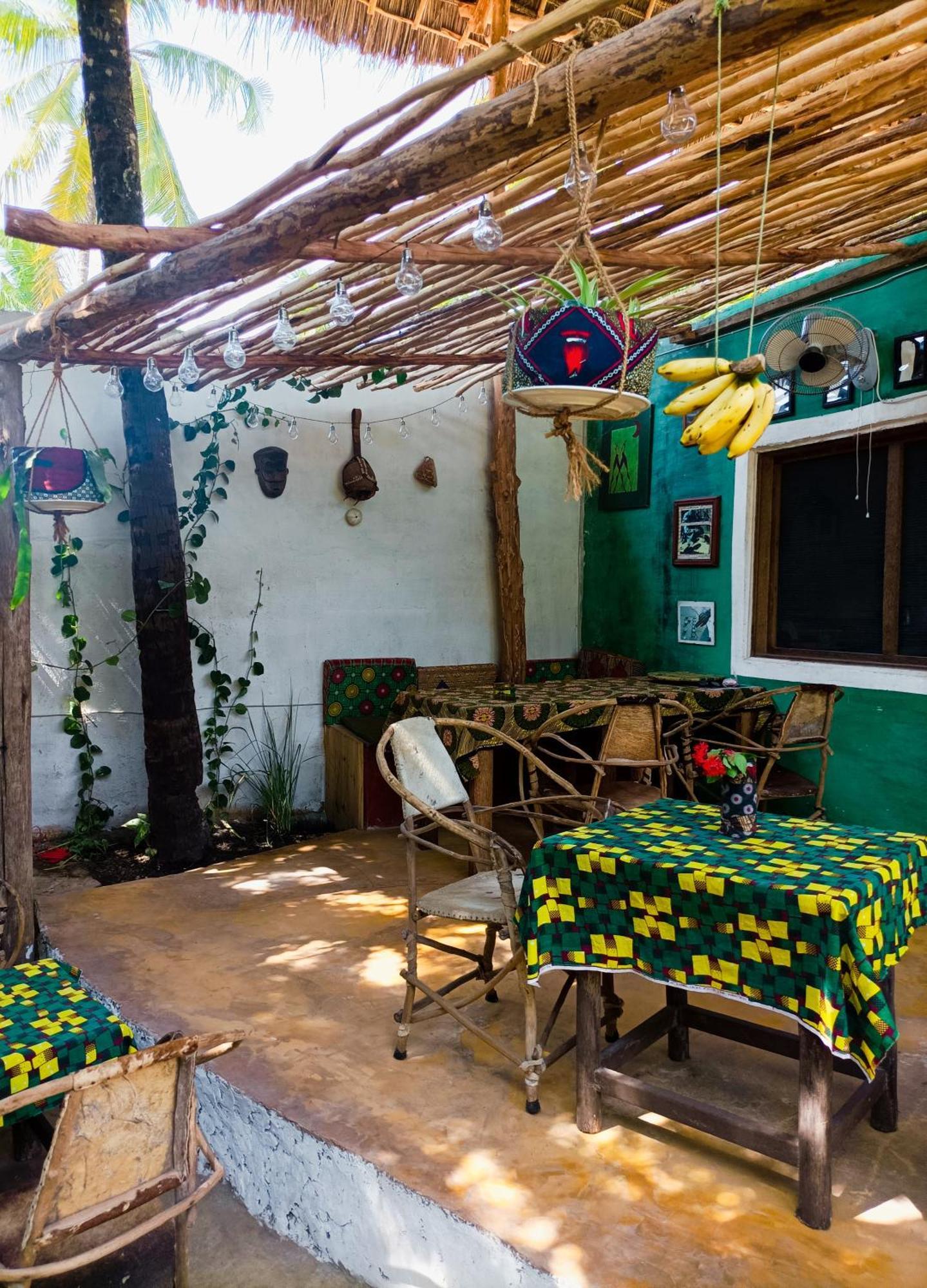 Bed and Breakfast Mamarasta à Bwejuu Extérieur photo